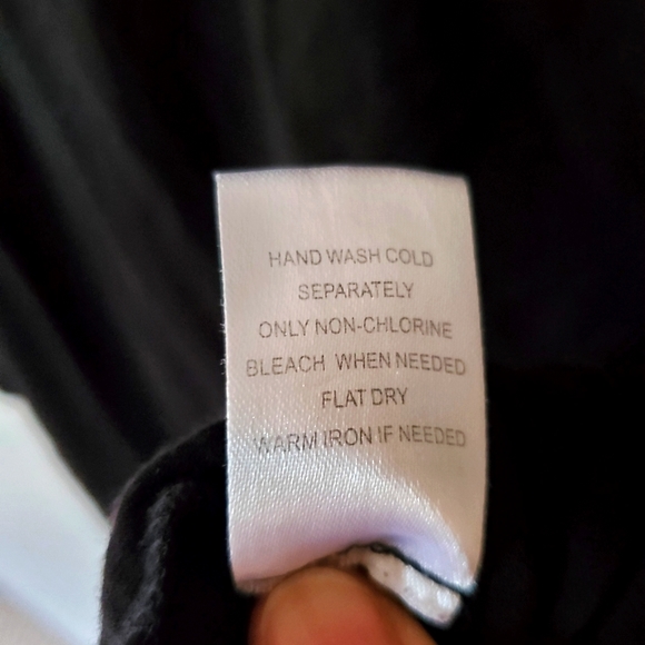 Beautiful Black Top with Lace collar Daniel Rainn - Picture 7 of 7